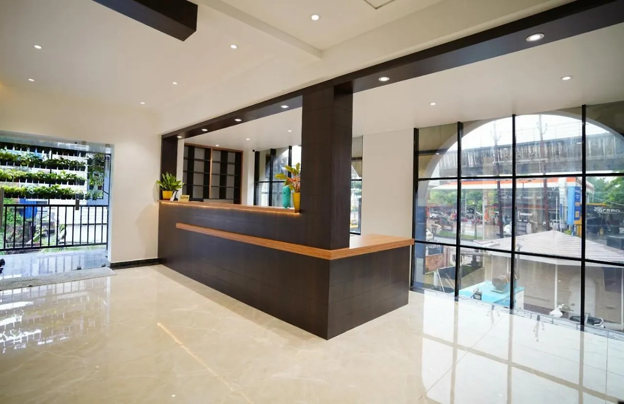 7 The Business Hotel Alwaye